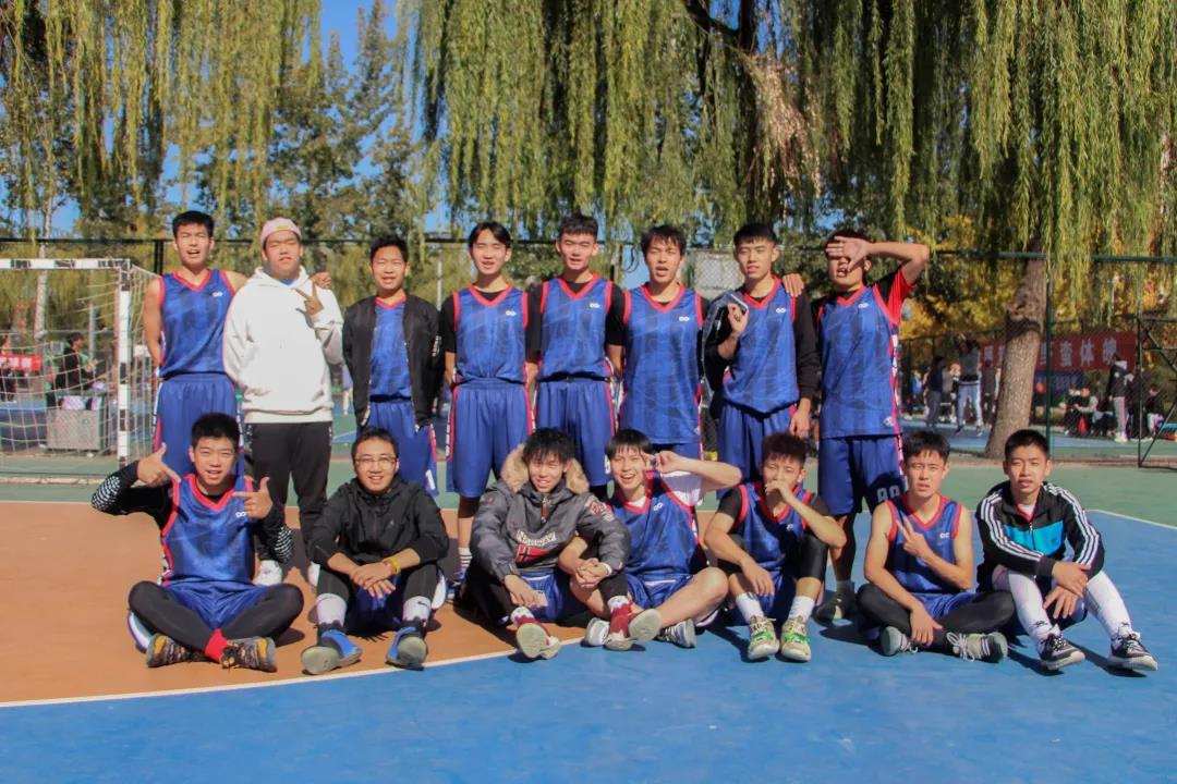 fc003a60d83d4be7b9d0a13c6b73c19b.jpg